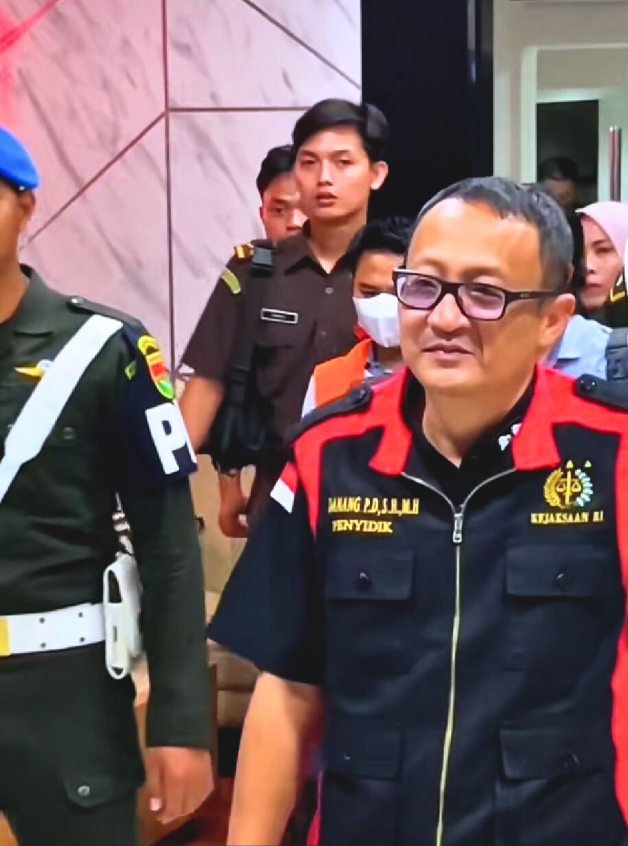 00d12bd7-fc0c-4d12-bd8c-f8367d4a107d_20251029_094343_0000